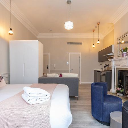 Air Conditioned Apt High St Kensington London Exterior photo