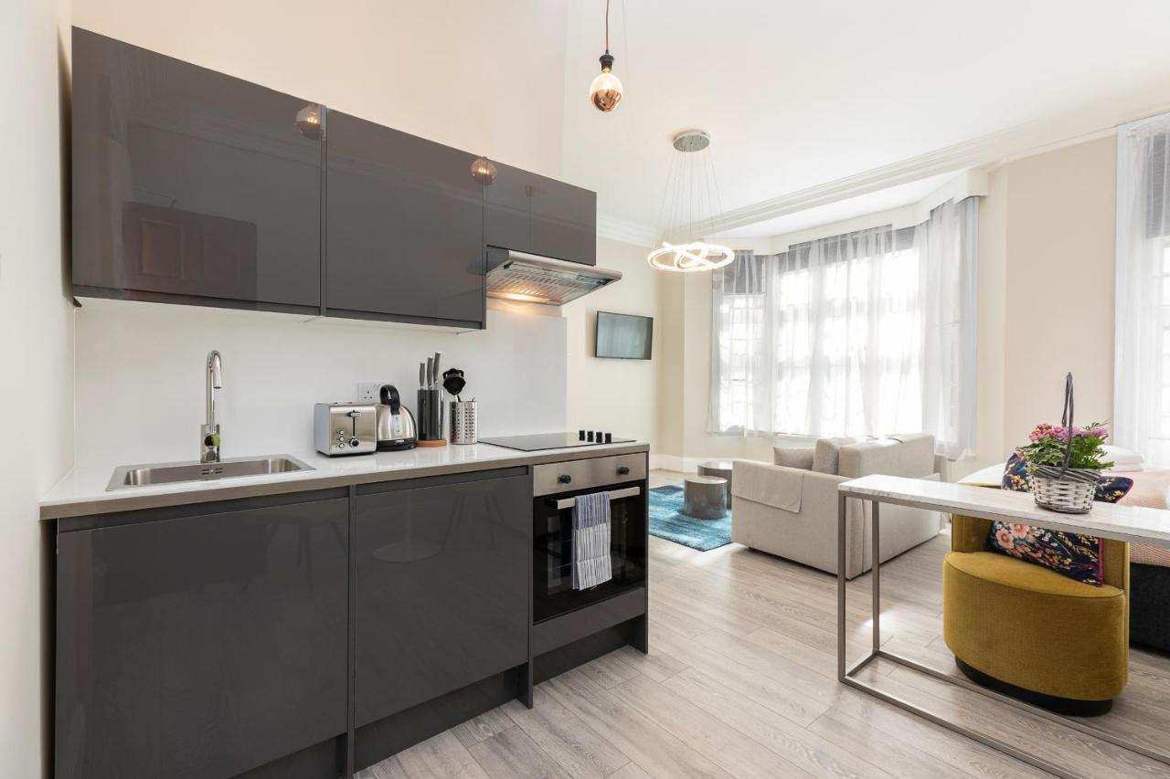 Air Conditioned Apt High St Kensington London Exterior photo