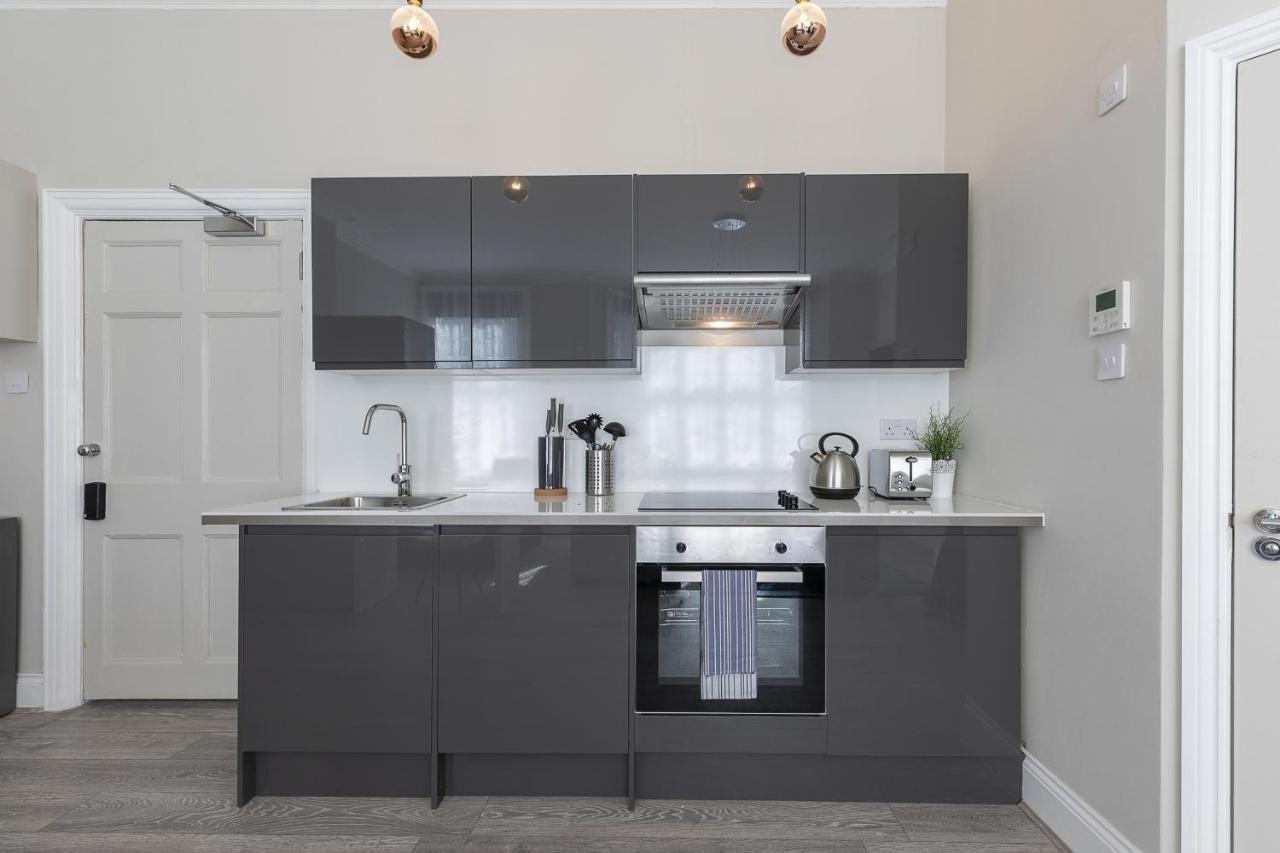 Air Conditioned Apt High St Kensington London Exterior photo