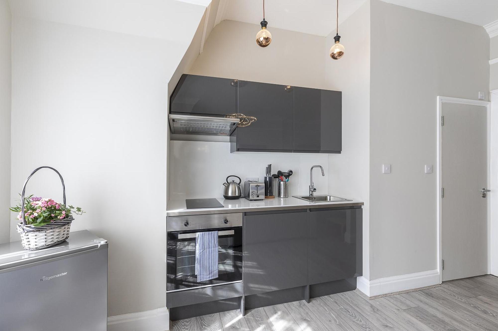 Air Conditioned Apt High St Kensington London Exterior photo