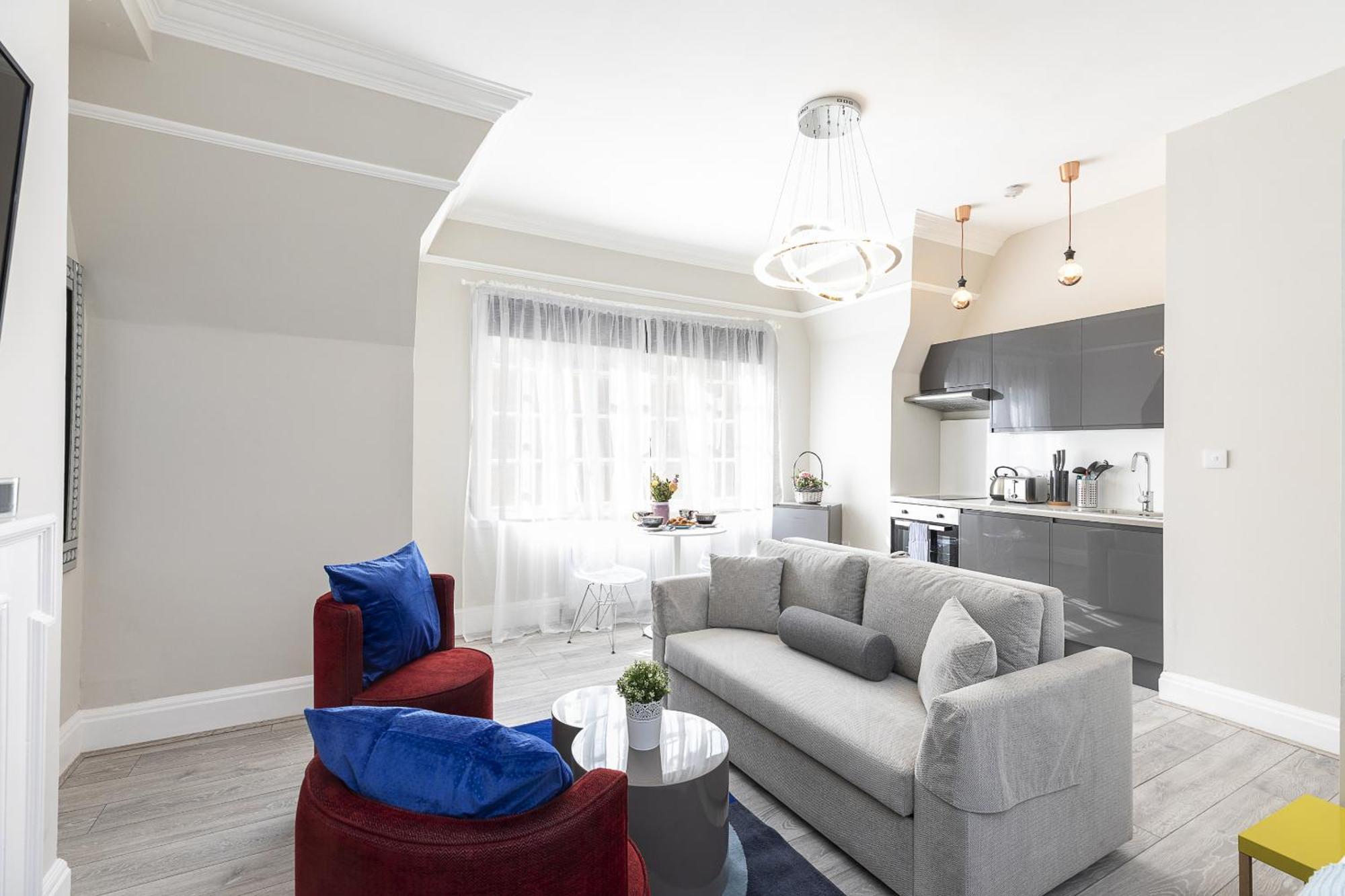 Air Conditioned Apt High St Kensington London Exterior photo