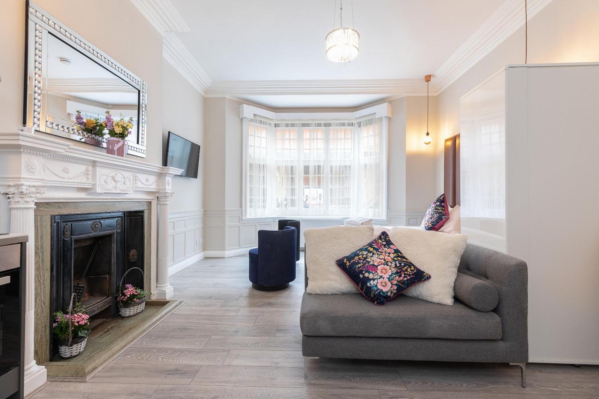 Air Conditioned Apt High St Kensington London Exterior photo